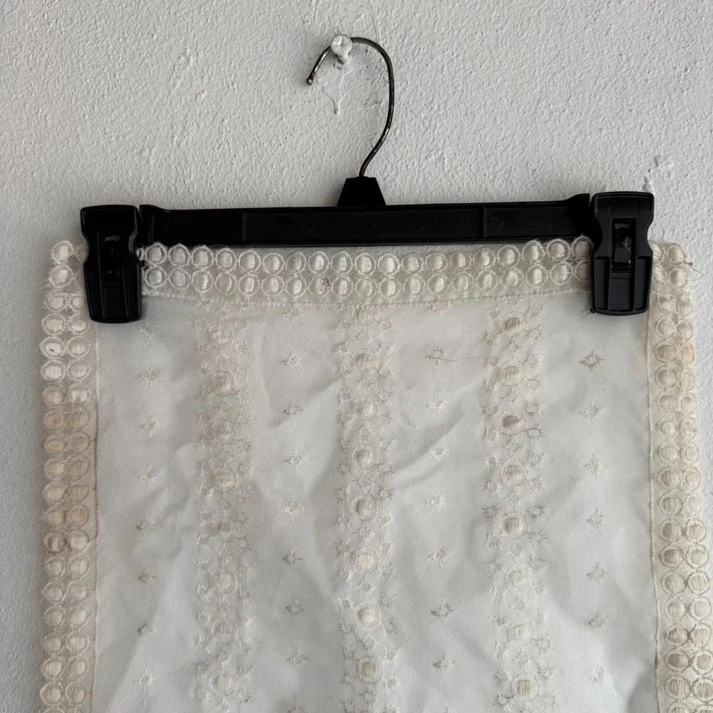 Vintage Sheer Lace Table Runner Embroidered‎ Cottagecore Vanity Scarf 30x14